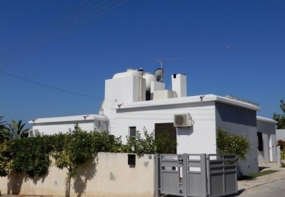 Mesa Chorio, Paphos Bungalow For Sale | 7743